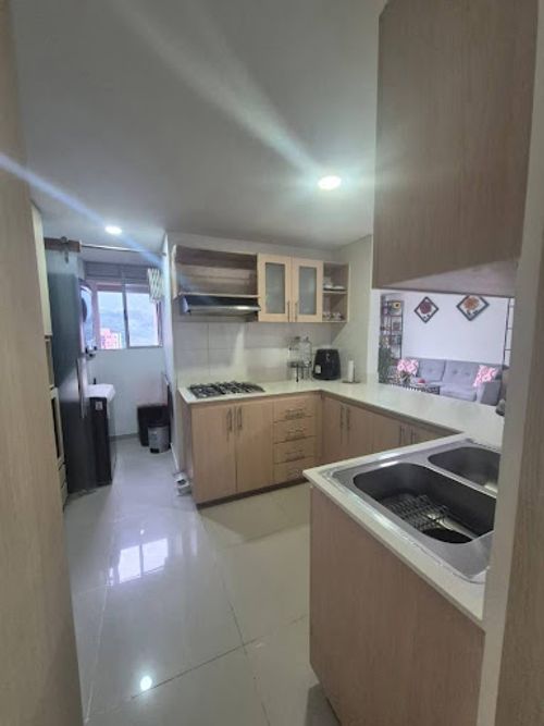 Apartamento de 3 alcobas en venta en San Jose, Sabaneta, 92 m² · foto 17 de 17