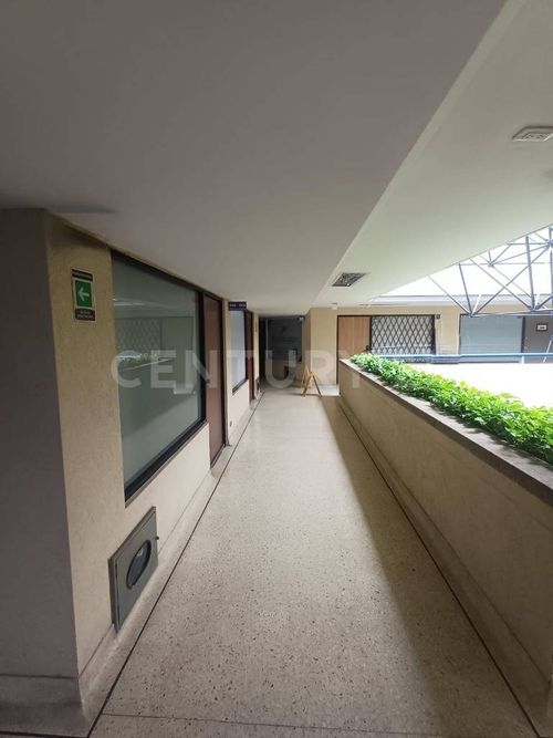 Oficina en arriendo en San Fernando Viejo, Cali, 47 m² · foto 7 de 9