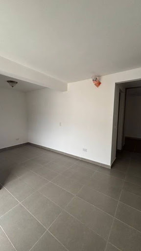 Apartamento en venta en Loma De Los Bernal, Medellín · foto 7 de 9