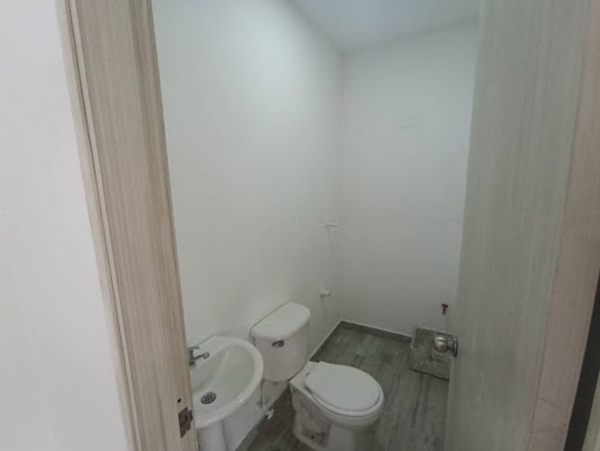 Local en arriendo en Prado, Bello, 40 m² · foto 3 de 5