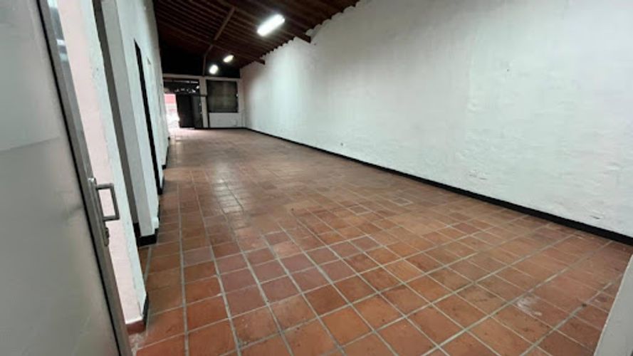 Local en arriendo en Manila, Medellín, 168 m² · foto 12 de 13