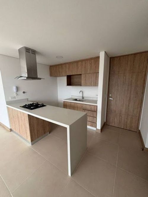 Apartamento de 3 alcobas en venta en La Cuenca, Envigado, 83 m² · foto 3 de 12