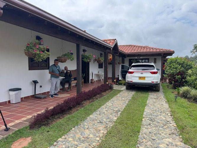 Finca en arriendo en El Colorado, Guarne, 200 m² · foto 5 de 24