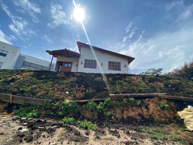 Finca en arriendo en Hojas Anchas, Guarne, 60 m² · foto 2 de 16