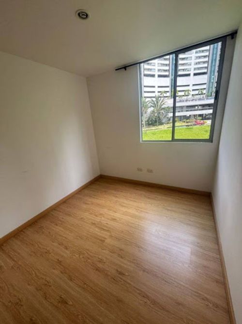 Apartamento de 3 alcobas en venta en San Diego, Medellín, 75 m² · foto 12 de 14