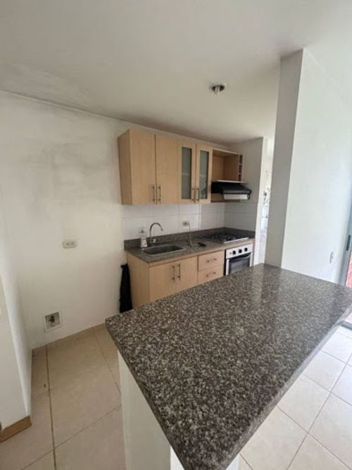 Apartamento de 3 alcobas en venta en San Diego, Medellín, 75 m² · foto 14 de 14
