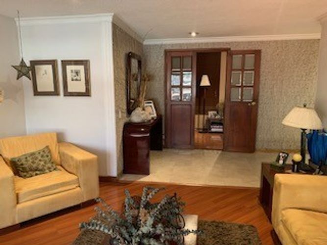 Apartamento de 2 alcobas en venta en Chico Norte, Bogotá, 122 m² · foto 4 de 12