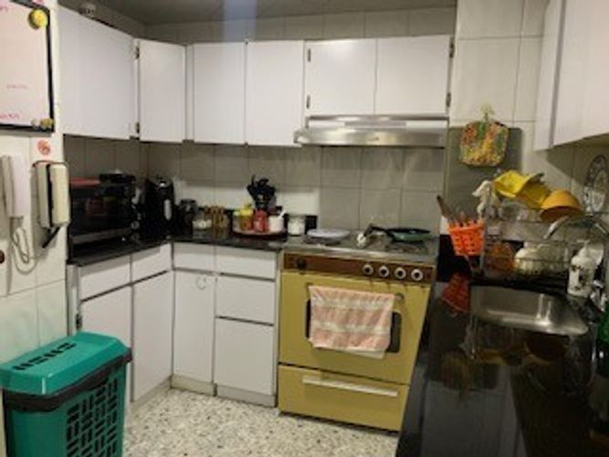 Apartamento de 2 alcobas en venta en Chico Norte, Bogotá, 122 m² · foto 9 de 12
