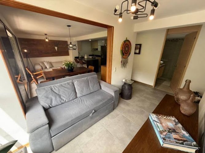 Apartamento en venta en Loma De Los Bernal, Medellín · foto 5 de 21