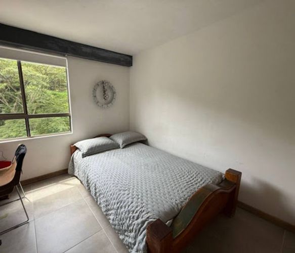 Apartamento en venta en Loma De Los Bernal, Medellín · foto 10 de 21