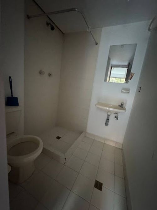 Apartamento de 3 alcobas en arriendo en Laureles, Medellín, 115 m² · foto 2 de 15