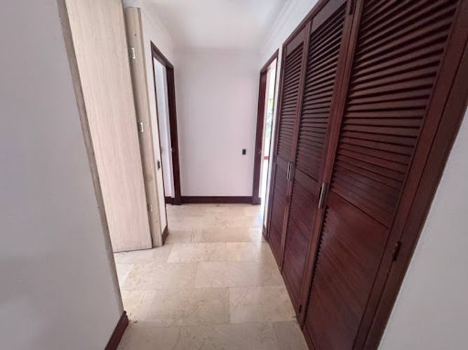 Apartamento de 3 alcobas en arriendo en Laureles, Medellín, 115 m² · foto 9 de 15
