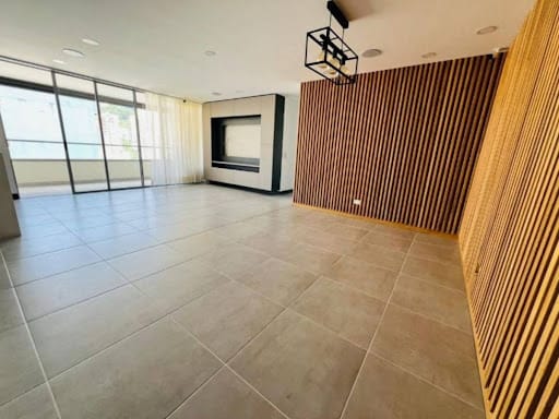 Apartamento de 3 alcobas en venta en Ciudad Del Río, Medellín, 120 m² · foto 2 de 12