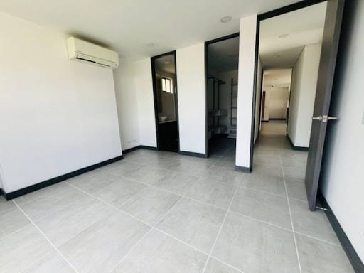 Apartamento de 3 alcobas en venta en Ciudad Del Río, Medellín, 120 m² · foto 7 de 12