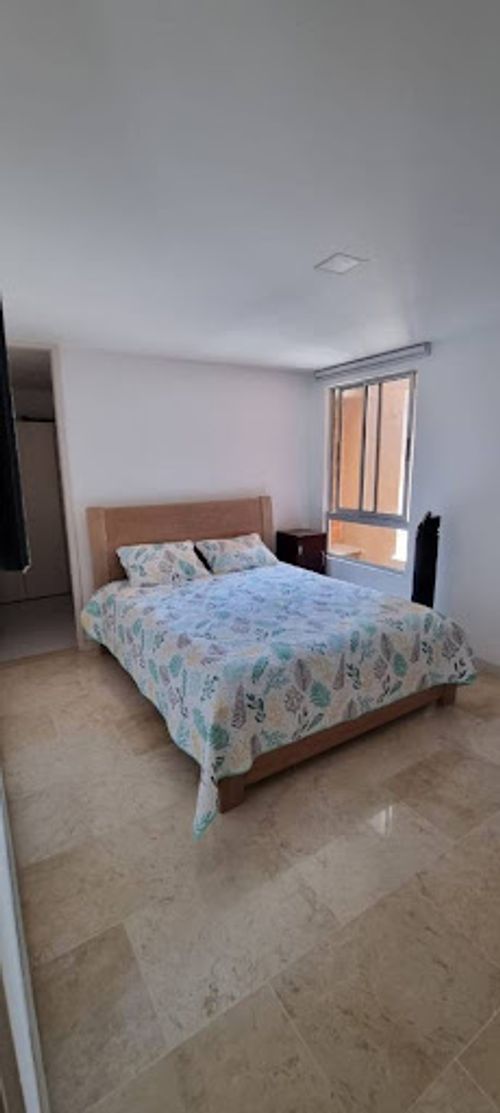 Apartamento de 3 alcobas en venta en La Castellana, Medellín, 140 m² · foto 7 de 19
