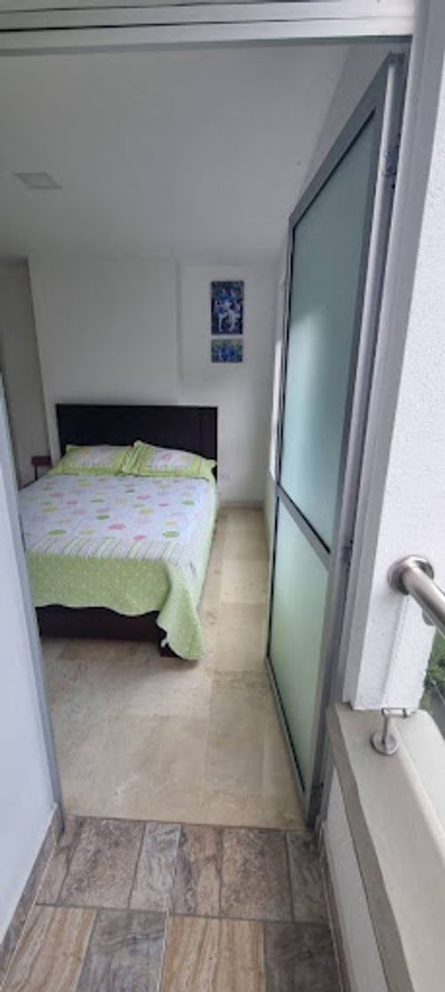 Apartamento de 3 alcobas en venta en La Castellana, Medellín, 140 m² · foto 8 de 19