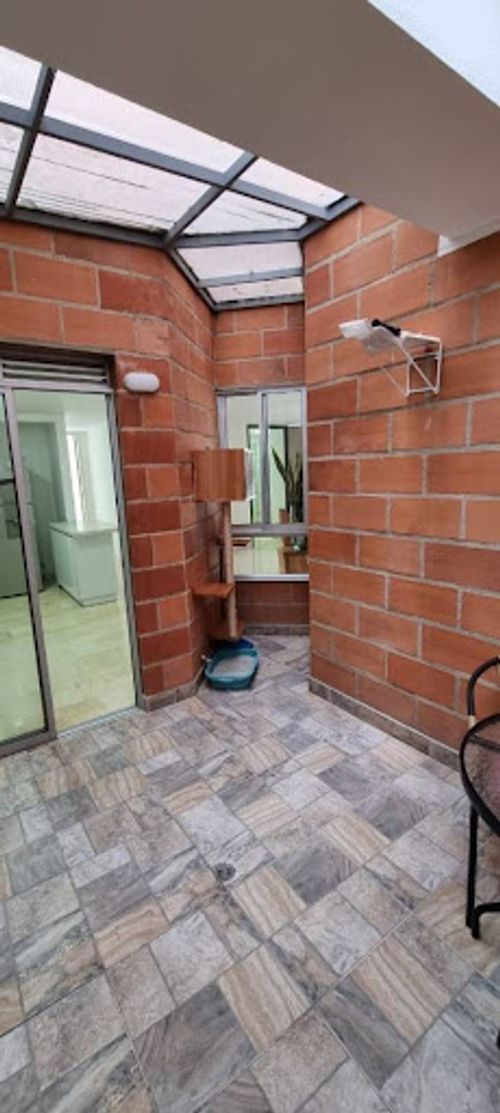 Apartamento de 3 alcobas en venta en La Castellana, Medellín, 140 m² · foto 9 de 19