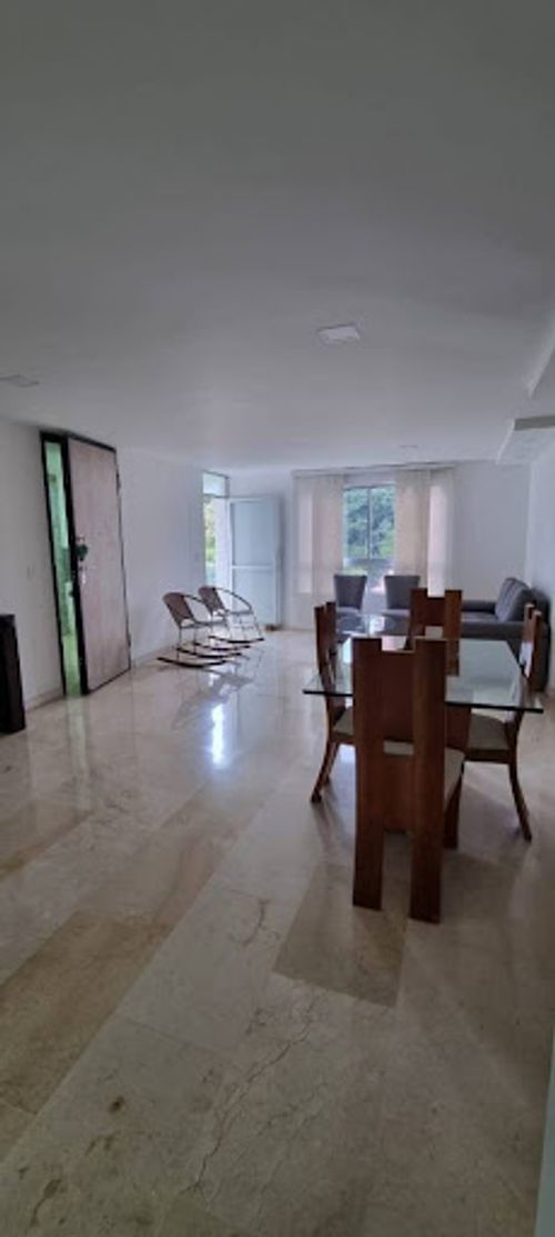 Apartamento de 3 alcobas en venta en La Castellana, Medellín, 140 m² · foto 18 de 19