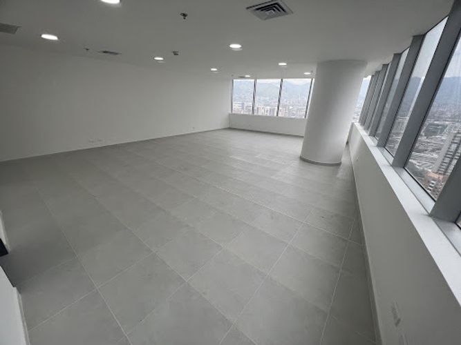 Oficina en arriendo en Las Palmas, Envigado, 61 m² · foto 4 de 6
