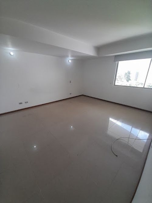 Apartamento de 2 alcobas en arriendo en Aves Maria, Sabaneta, 93 m² · foto 9 de 13