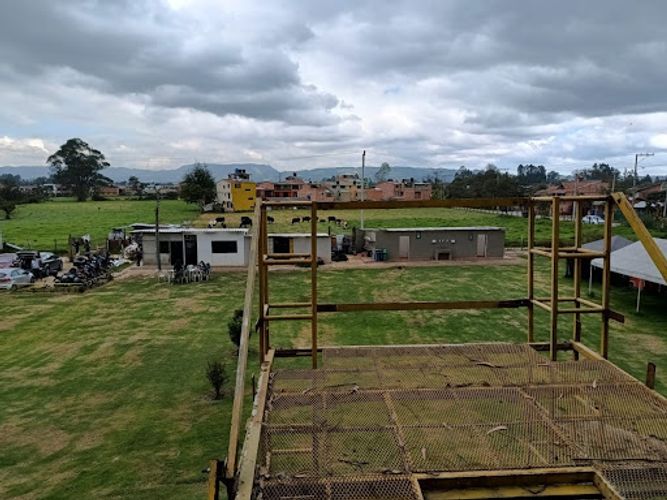 Lote en venta en Centro Poblado Pablo Vi, Madrid, 12168 m² · foto 18 de 20