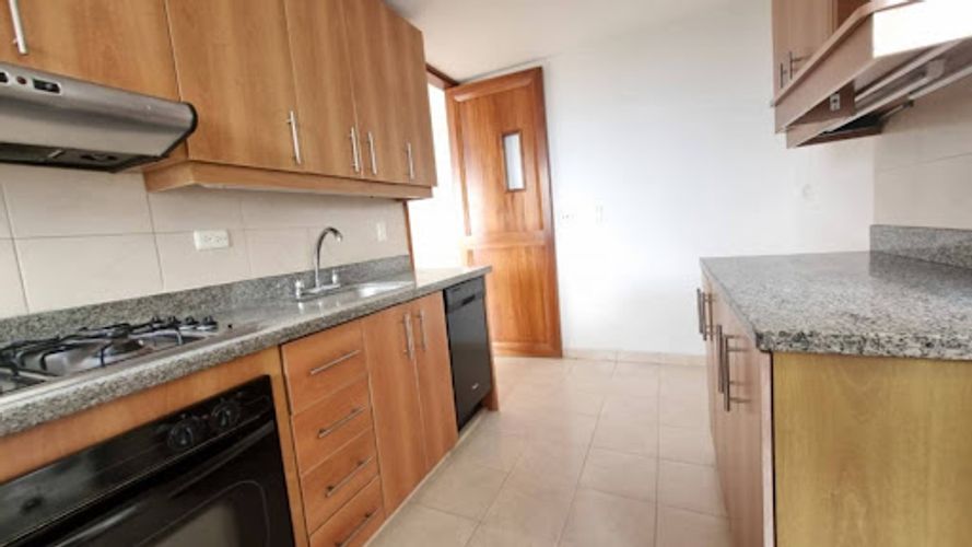 Apartamento de 3 alcobas en arriendo en El Tesoro, Medellín, 164 m² · foto 6 de 24