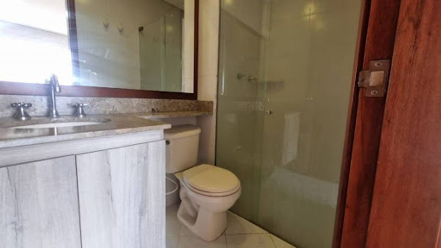 Apartamento de 3 alcobas en arriendo en El Tesoro, Medellín, 164 m² · foto 19 de 24