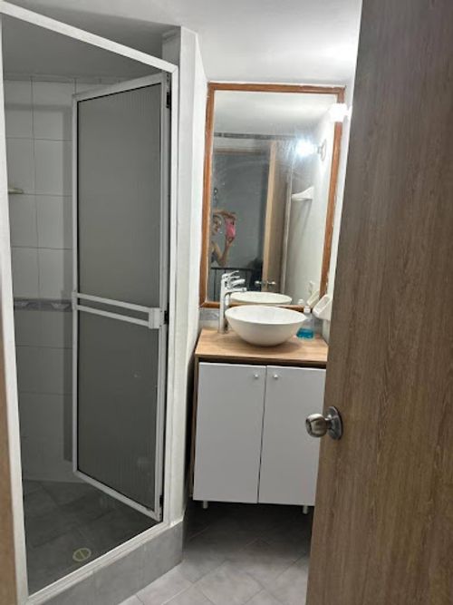 Casa de 5 alcobas en venta en Los Alpes, Medellín, 176 m² · foto 7 de 9