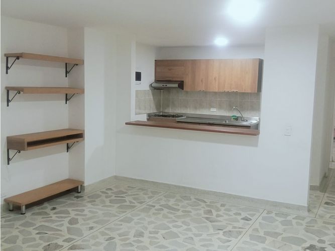 Apartaestudio en venta en Suramericana, Medellín, 60 m² · foto 2 de 13