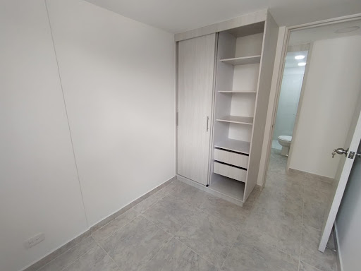 Apartamento en venta en San Antonio De Prado, Medellín · foto 5 de 9