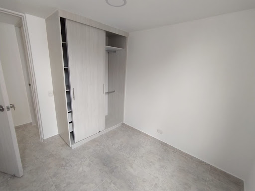 Apartamento en venta en San Antonio De Prado, Medellín · foto 6 de 9