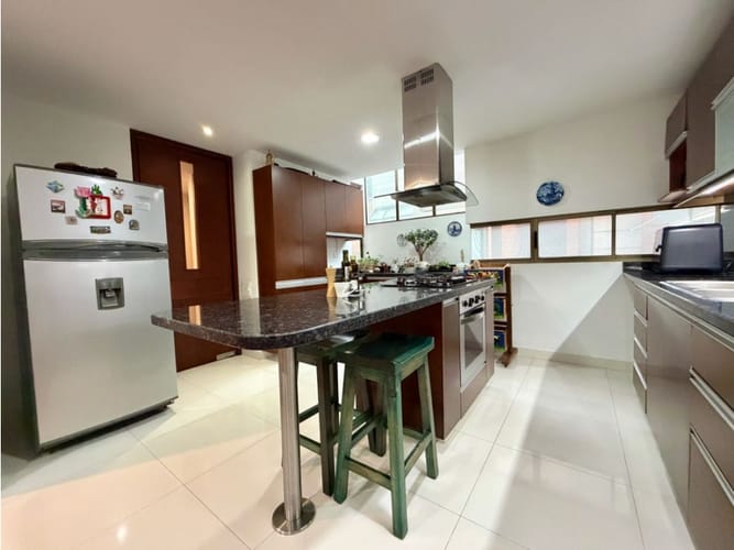 Casa de 4 alcobas en venta en Bosque De Pinos, Bogotá, 236 m² · foto 5 de 17