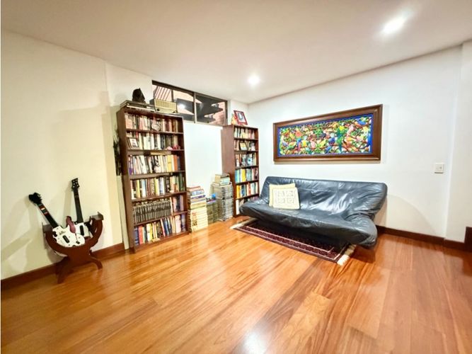 Casa de 4 alcobas en venta en Bosque De Pinos, Bogotá, 236 m² · foto 14 de 17