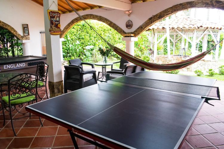 Casa de 6 alcobas en venta en Via El Eden, Armenia · foto 9 de 17