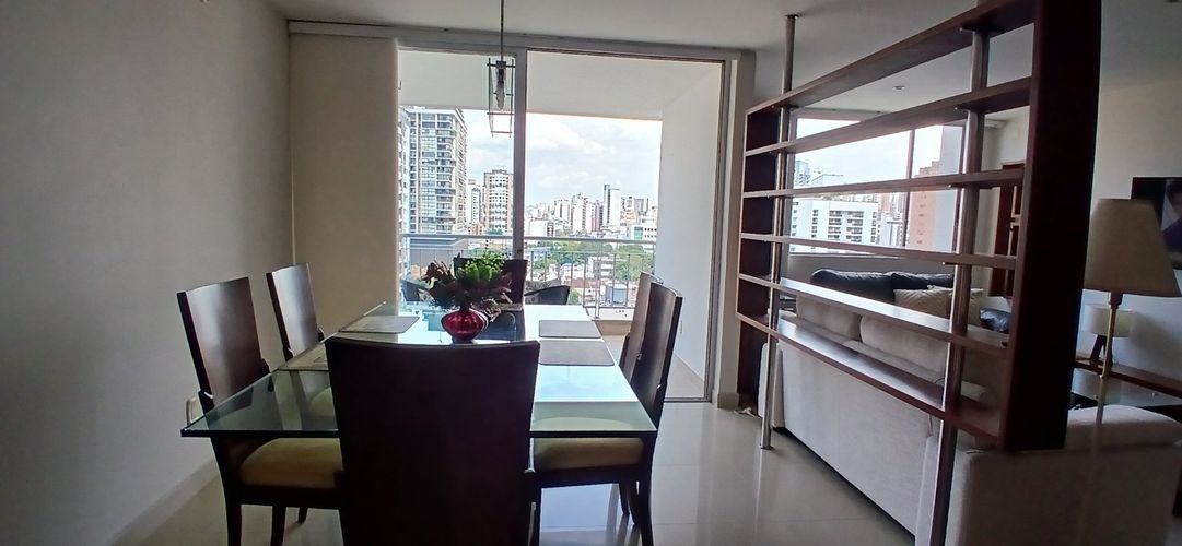 Apartamento de 3 alcobas en venta en Sotomayor, Bucaramanga, 127 m² · foto 3 de 24