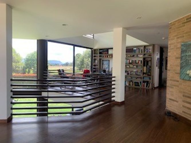 Casa de 4 alcobas en venta en San Simón, Bogotá, 393 m² · foto 13 de 23