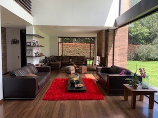 Casa de 4 alcobas en venta en San Simón, Bogotá, 393 m² · foto 16 de 23