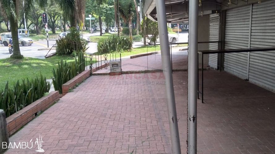 Local en venta en Colasania, Medellín, 32 m² · foto 9 de 10