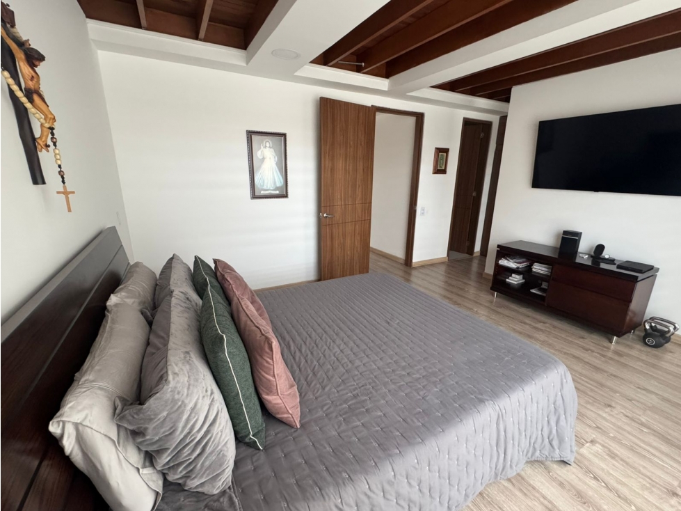 Casa en venta en Cedritos, Bogotá · foto 8 de 24