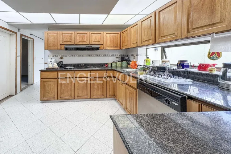 Casa en venta en Santa Barbara Central, Bogotá · foto 5 de 13
