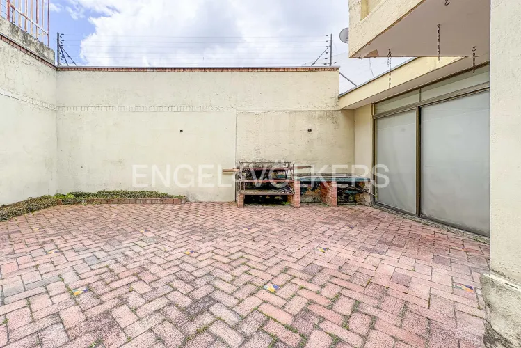 Casa en venta en Santa Barbara Central, Bogotá · foto 4 de 13
