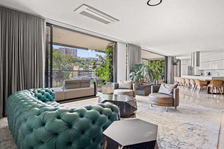 Apartamento de 3 alcobas en venta en Santa Rita, Cali, 554 m² · foto 3 de 16