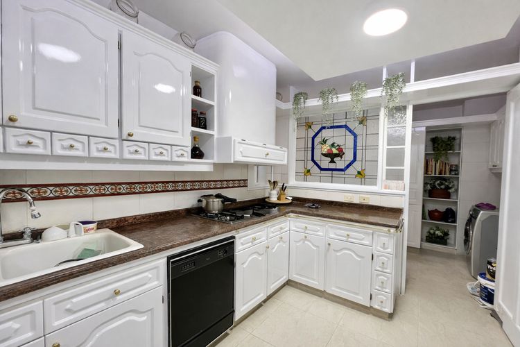 Apartamento de 4 alcobas en venta en Normandia, Cali, 500 m² · foto 10 de 23