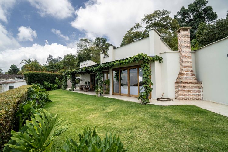 Casa de 4 alcobas en venta en Area Libre - Parque Del Amor, Cali, 360 m² · foto 10 de 10