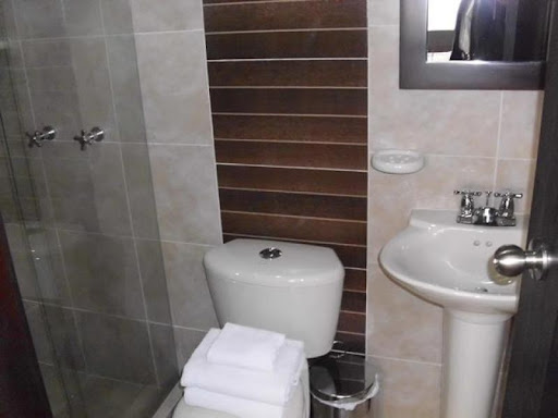 Casa en venta en Quinta Paredes, Bogotá · foto 10 de 12