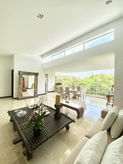 Casa de 3 alcobas en venta en Cristales, Cali, 505 m² · foto 9 de 24
