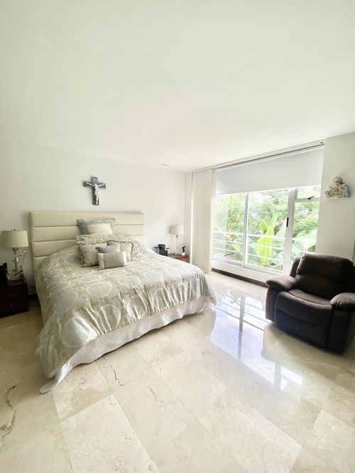 Casa de 3 alcobas en venta en Cristales, Cali, 505 m² · foto 11 de 24