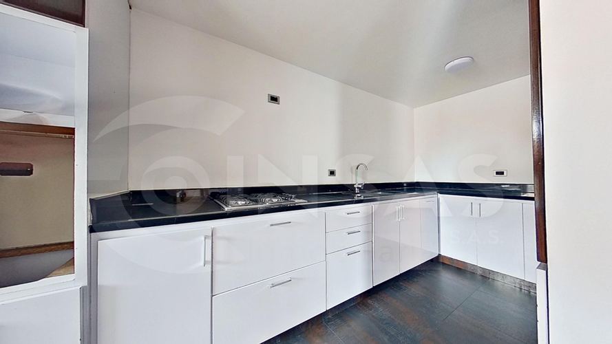 Apartamento de 3 alcobas en venta en San Patricio, Bogotá, 206 m² · foto 4 de 24