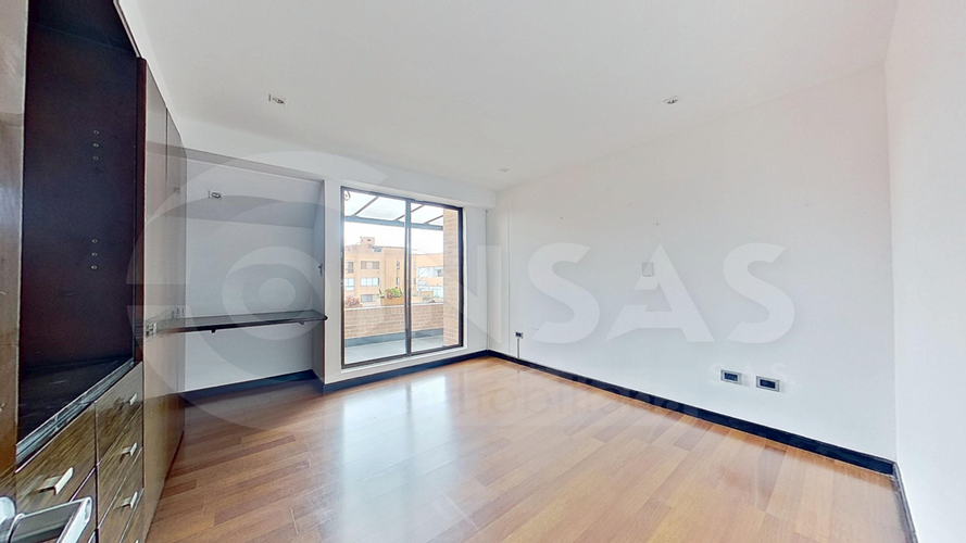 Apartamento de 3 alcobas en venta en San Patricio, Bogotá, 206 m² · foto 15 de 24