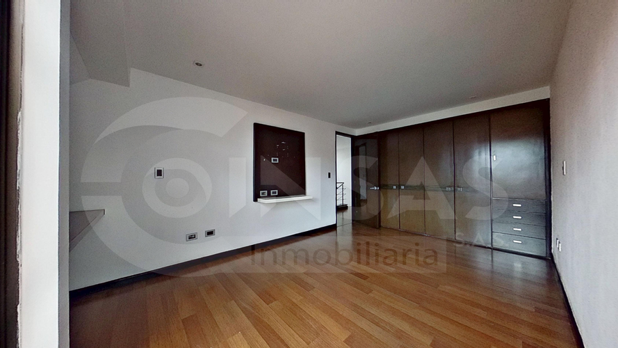 Apartamento de 3 alcobas en venta en San Patricio, Bogotá, 206 m² · foto 14 de 24